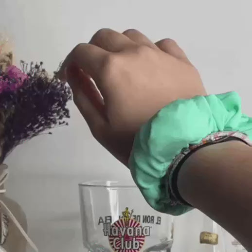 Démonstration : le chouchou anti-drogue My Safe Cup s'étire sur un verre